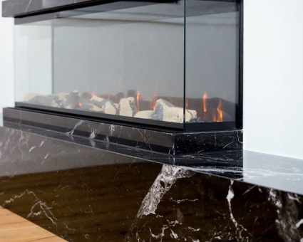 Kaminverkleidung Wien Nero Marquina